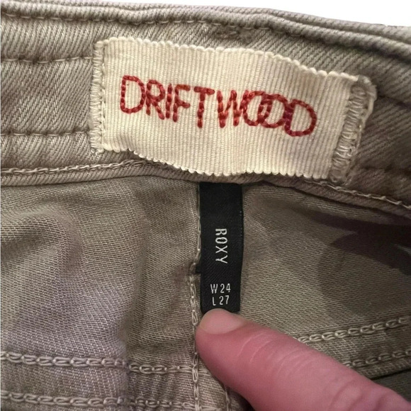 NWT DRIFTWOOD Roxy Olive Green Boot Cut Jeans - Picture 3 of 5